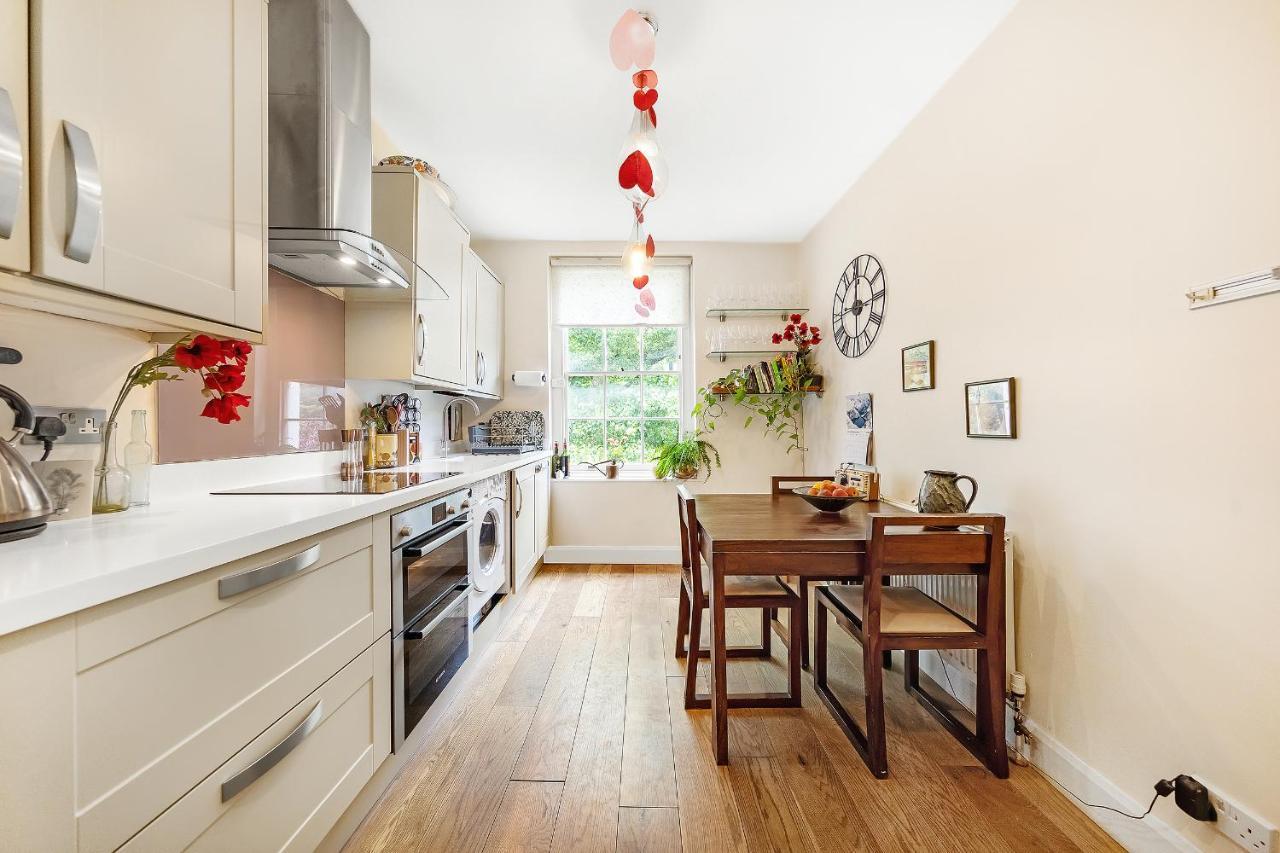 Veeve - Cosy In The Heart Of Angel Leilighet London Eksteriør bilde