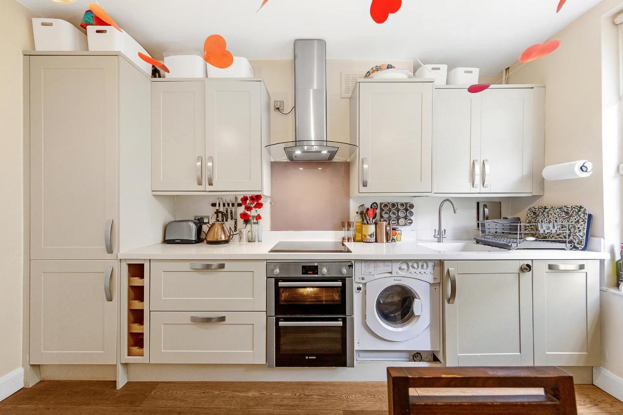 Veeve - Cosy In The Heart Of Angel Leilighet London Eksteriør bilde
